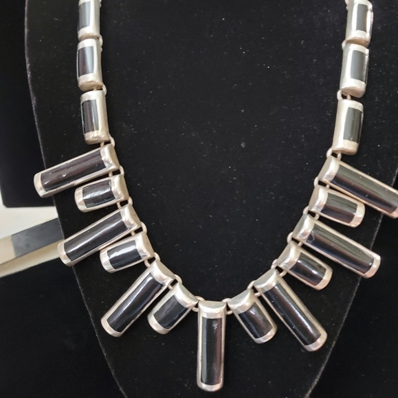 Heavy Vintage Mexico Sterling black onyx inlay Necklace - Picture 4 of 15